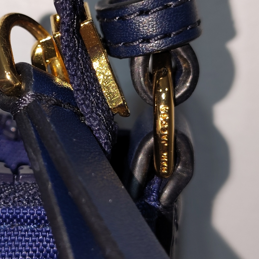 Marc Jacobs Navy Nylon Crossbody Bag Minimalist Lightweight Travel - Picture 11 of 15
